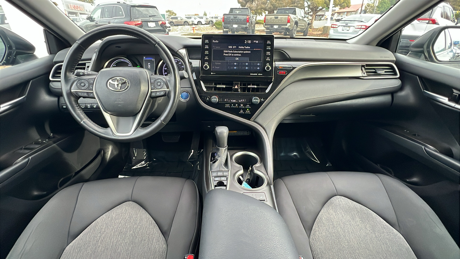 2021 Toyota Camry Hybrid LE 10