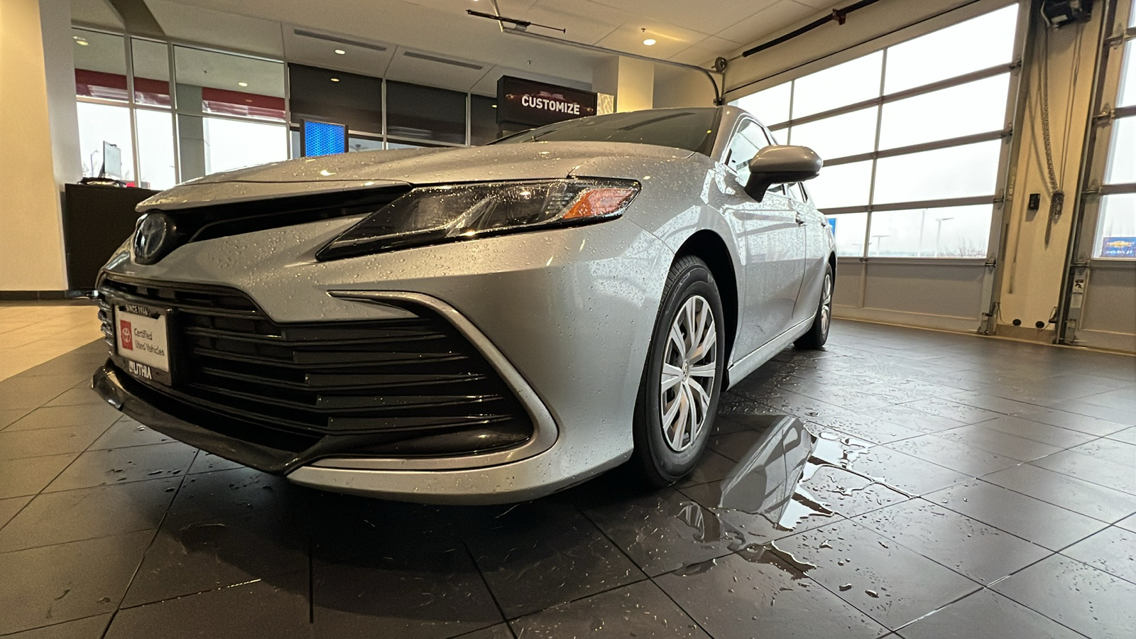 2021 Toyota Camry Hybrid LE 22