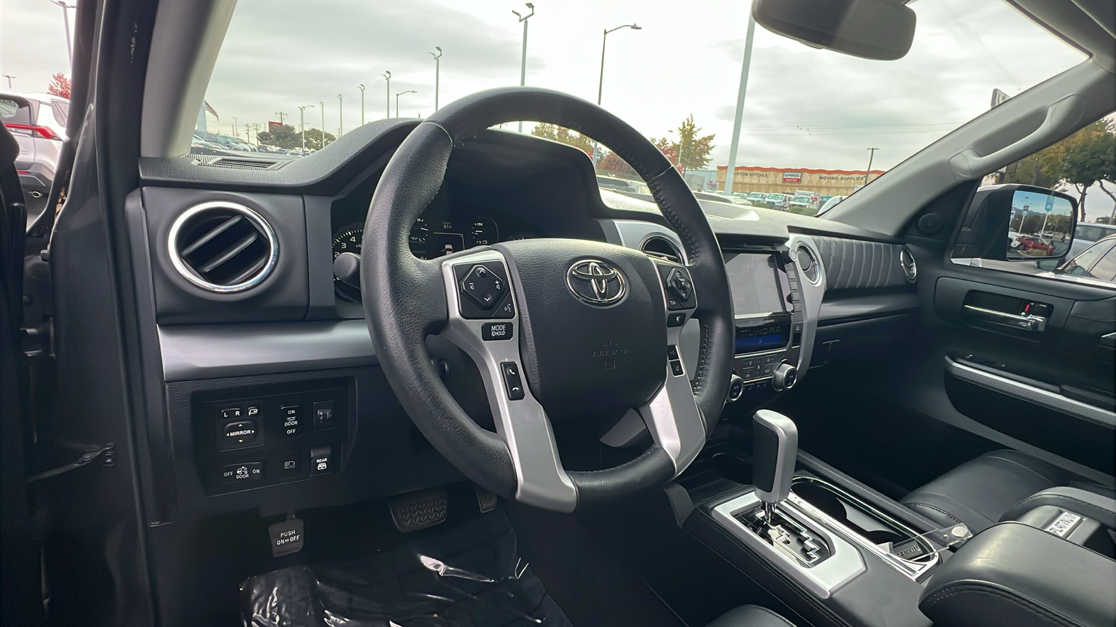 2021 Toyota Tundra Platinum CrewMax 5.5 Bed 5.7L 2