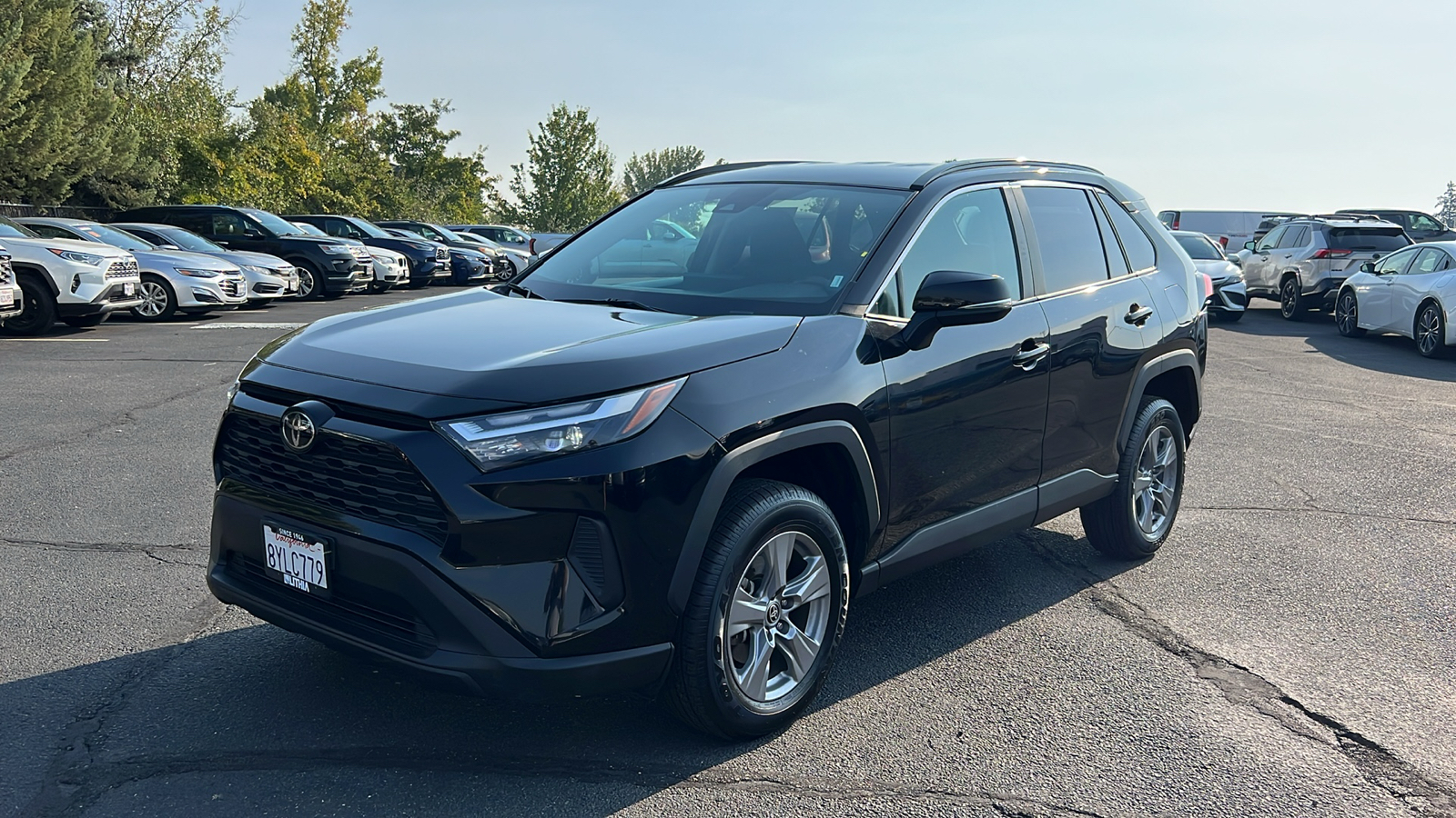 2022 Toyota RAV4 XLE 1