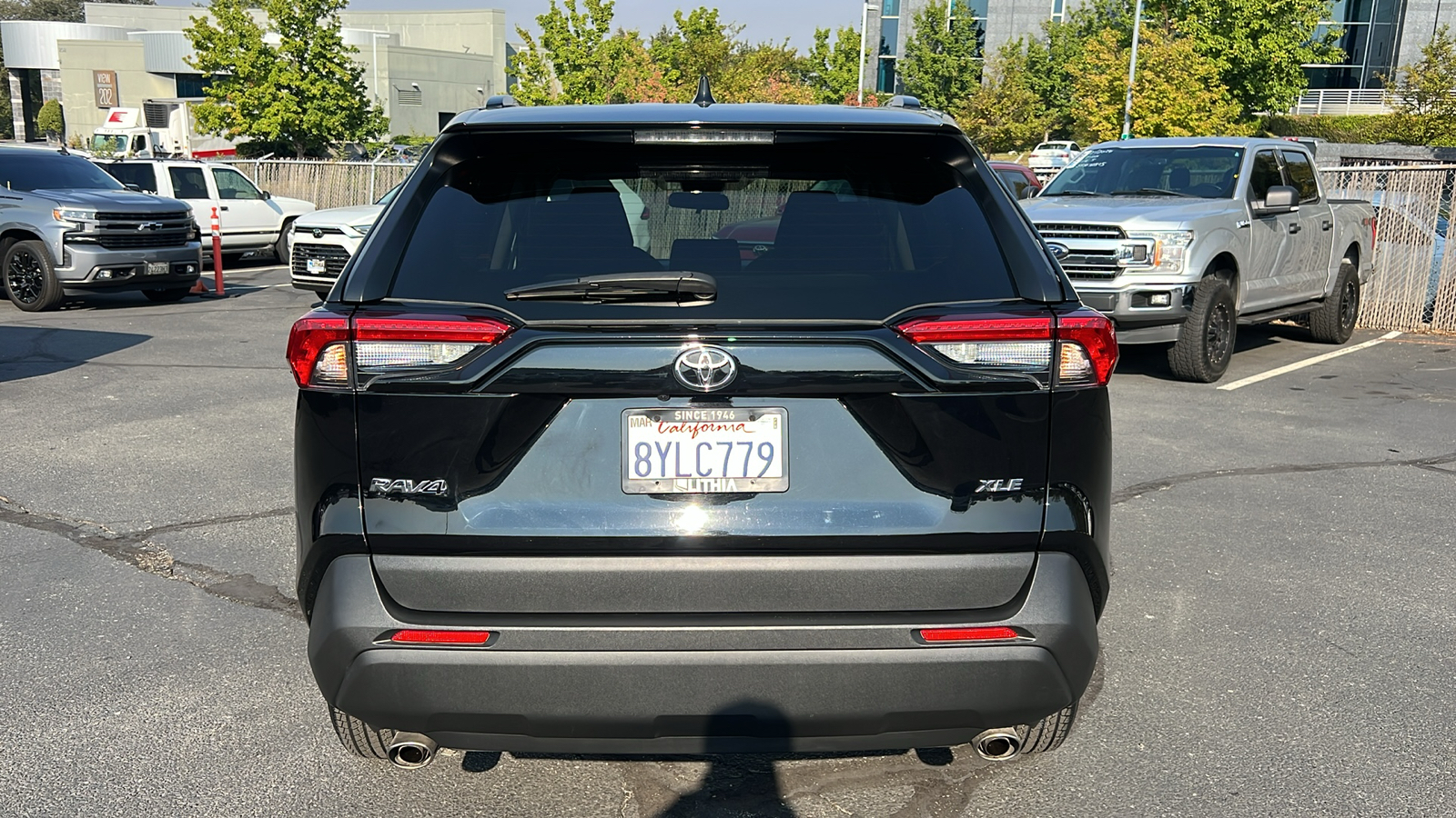 2022 Toyota RAV4 XLE 5