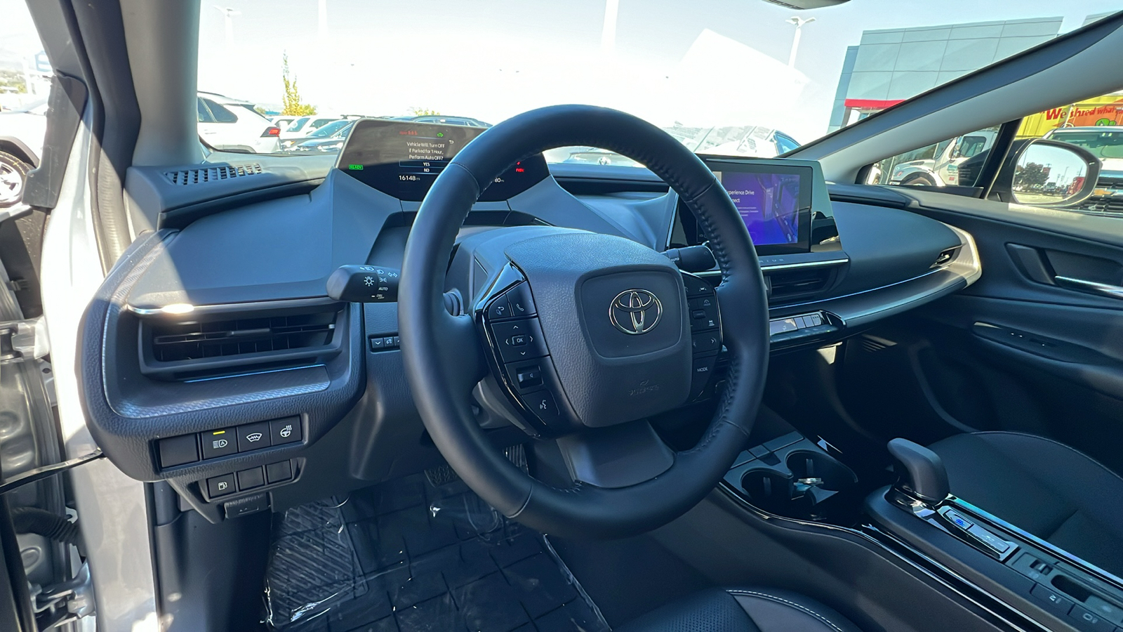 2023 Toyota Prius XLE 2