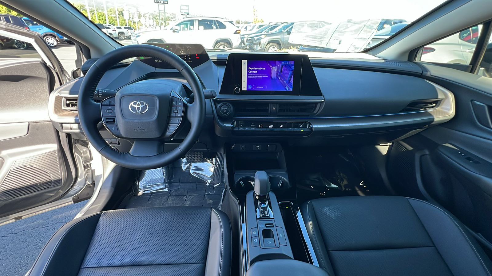 2023 Toyota Prius XLE 10