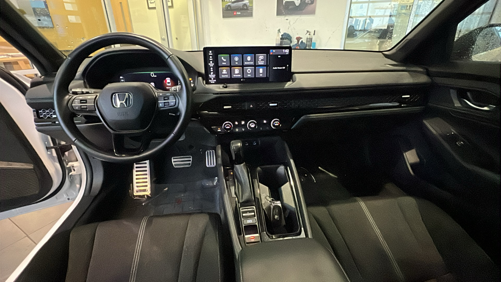 2023 Honda Accord Hybrid Sport 10