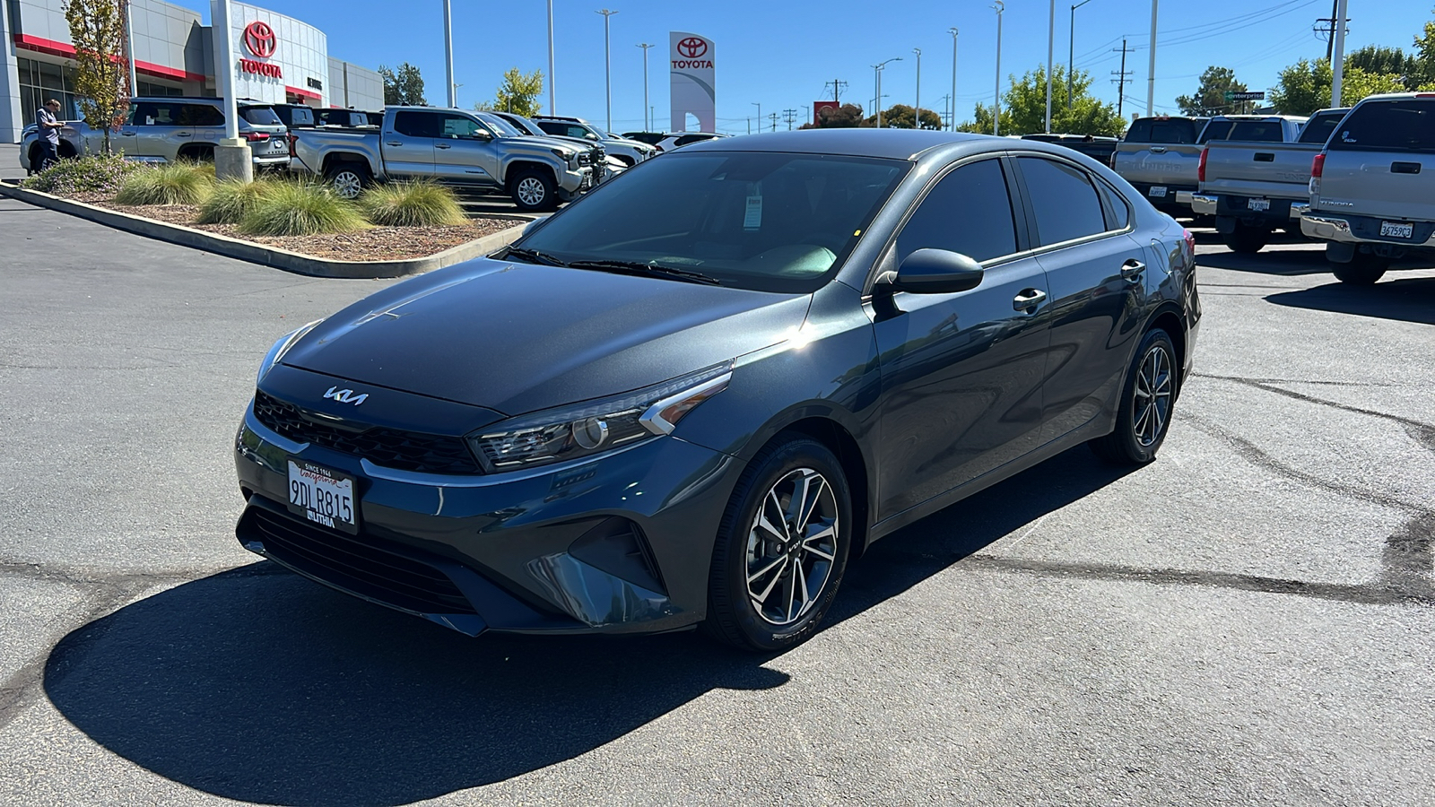 2023 Kia Forte LXS 1