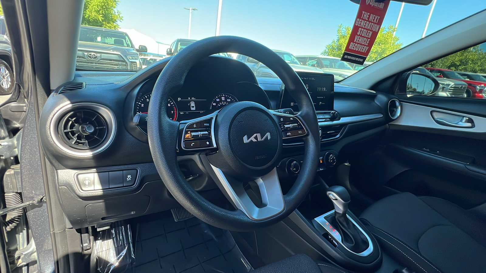 2023 Kia Forte LXS 2