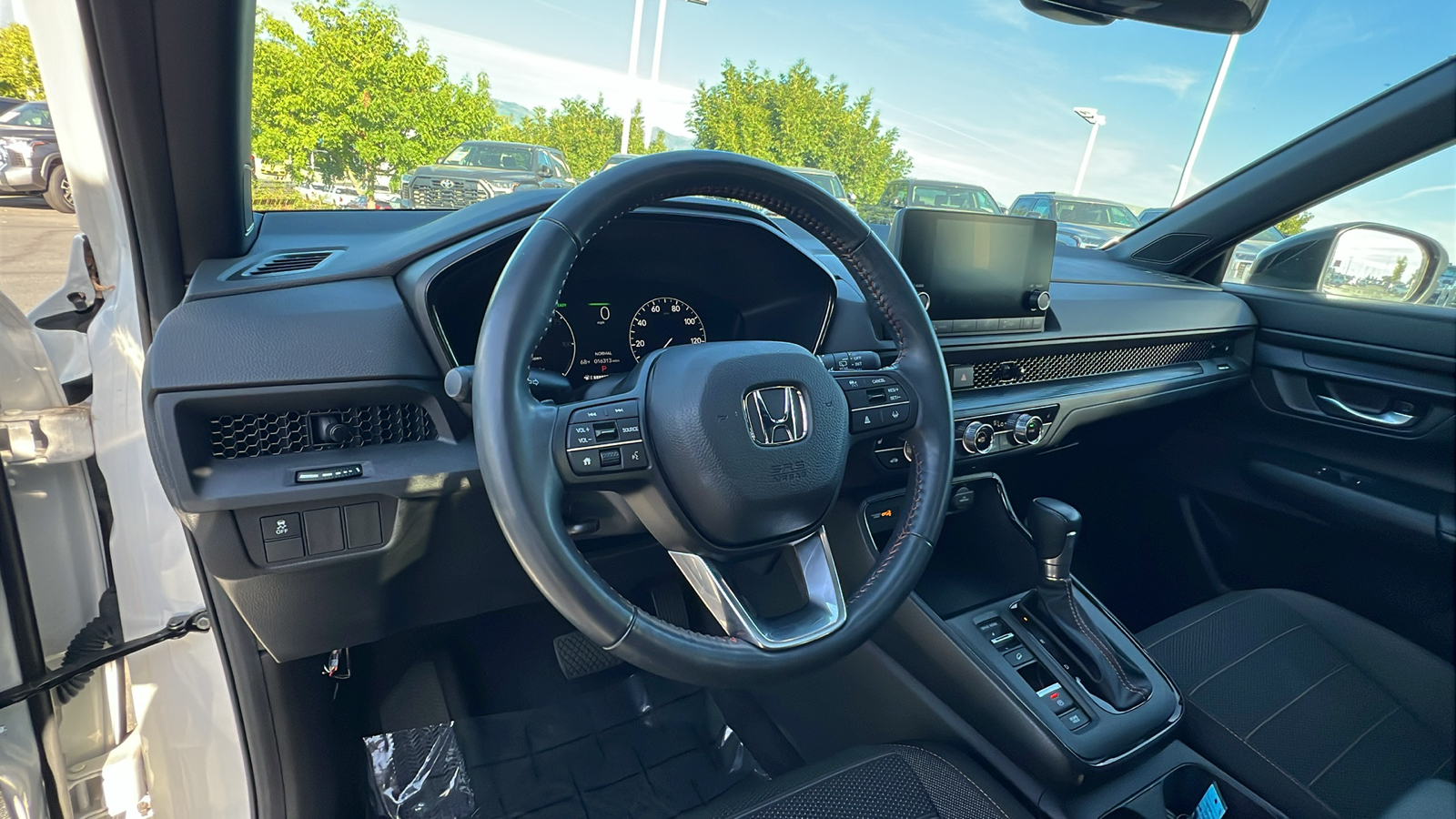 2023 Honda CR-V Hybrid Sport 2