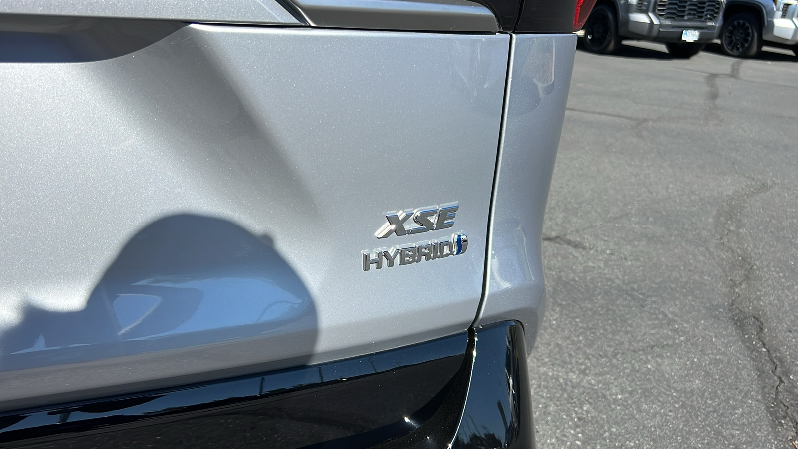 2023 Toyota RAV4 Hybrid XSE 7