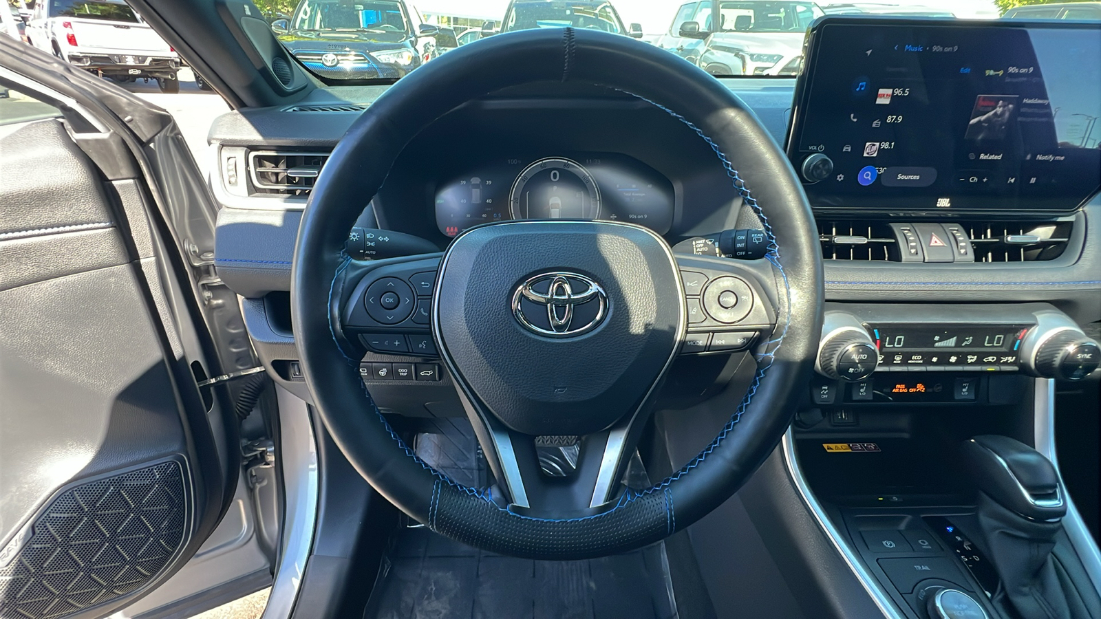 2023 Toyota RAV4 Hybrid XSE 15