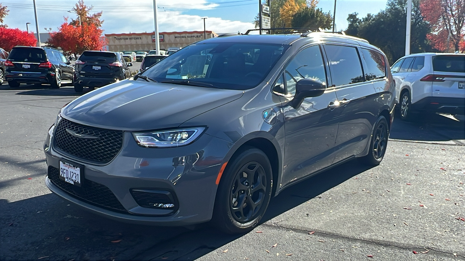 2023 Chrysler Pacifica Hybrid Touring L 1