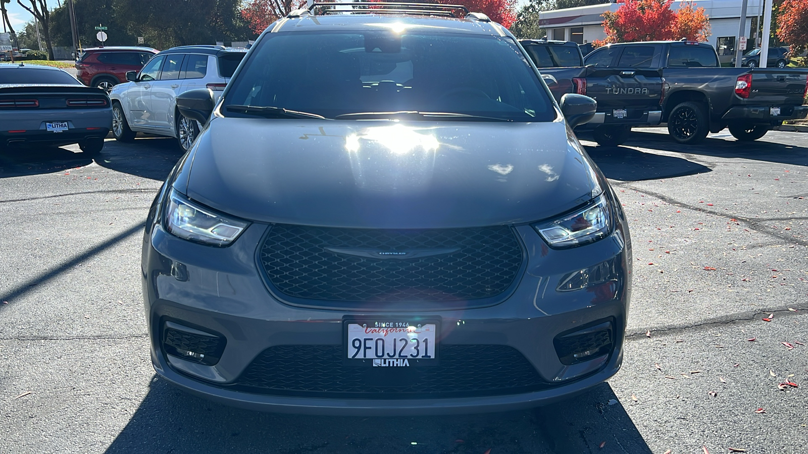 2023 Chrysler Pacifica Hybrid Touring L 6