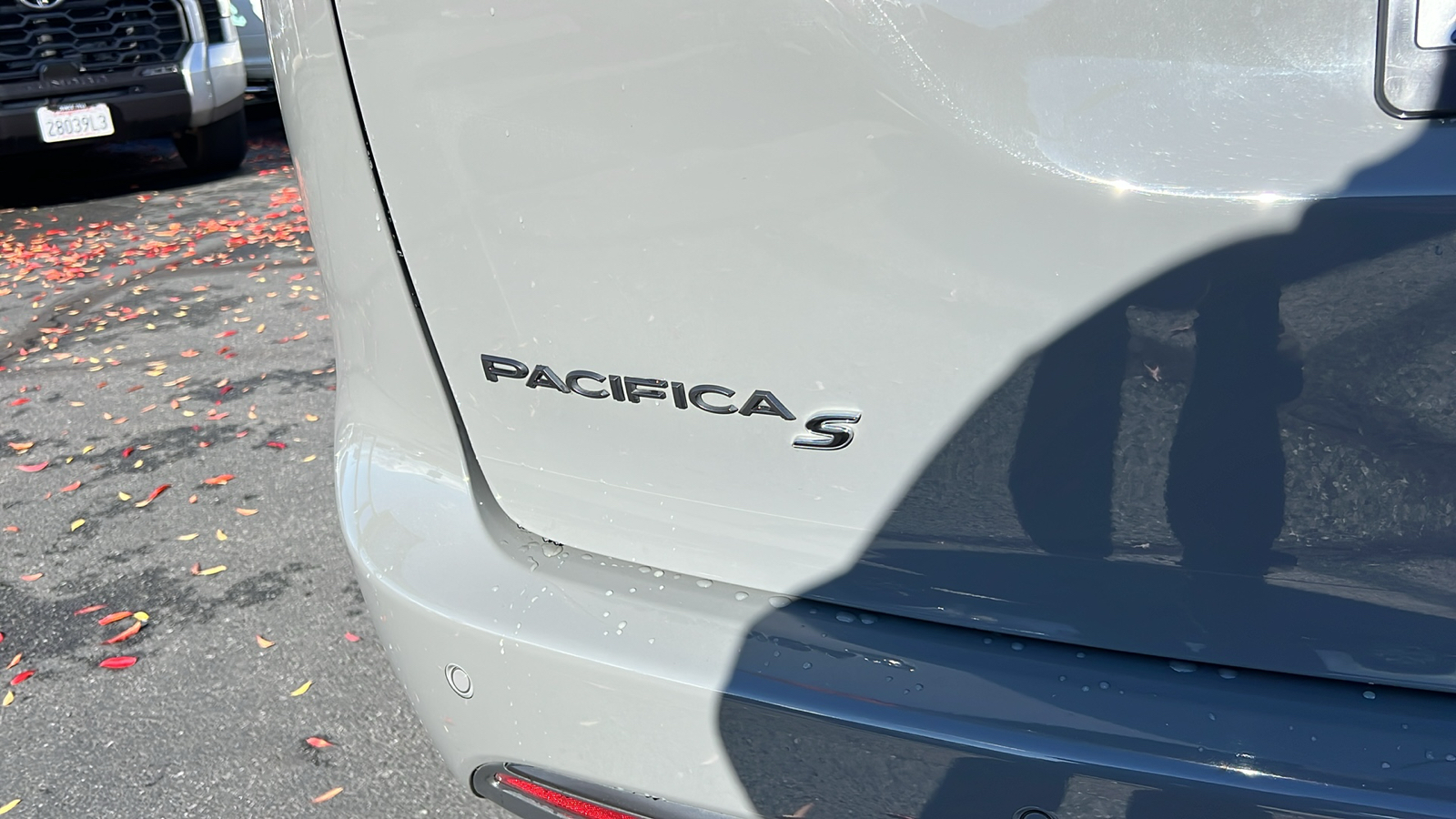 2023 Chrysler Pacifica Hybrid Touring L 7