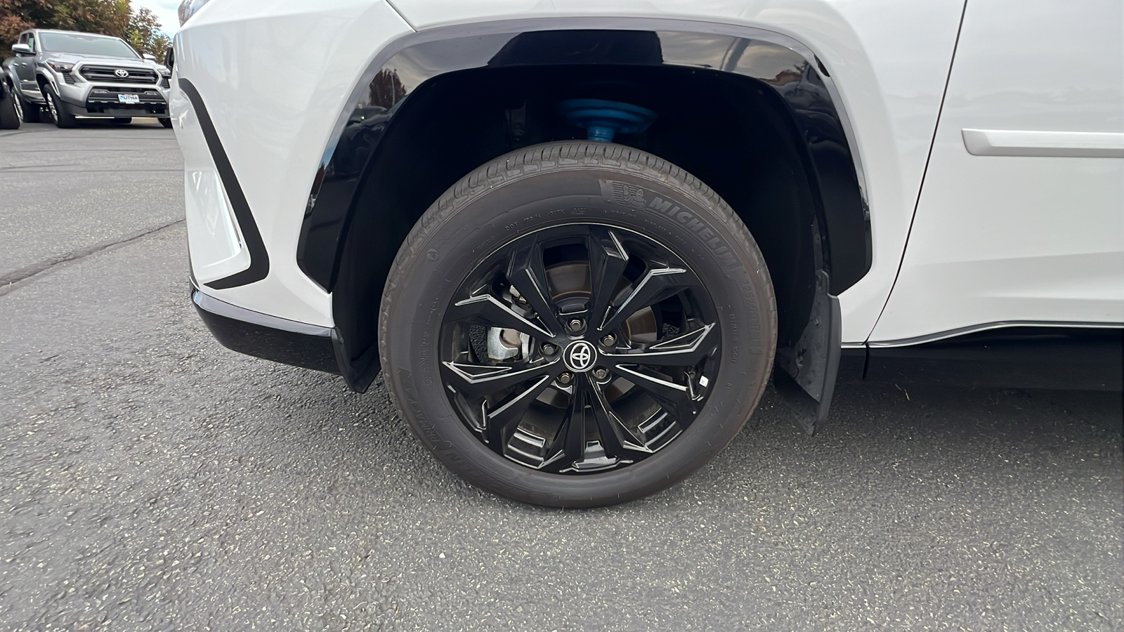 2023 Toyota RAV4 Hybrid XSE 8