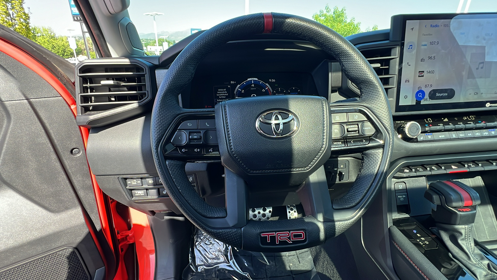 2023 Toyota Tundra TRD Pro Hybrid CrewMax 5.5 Bed 15