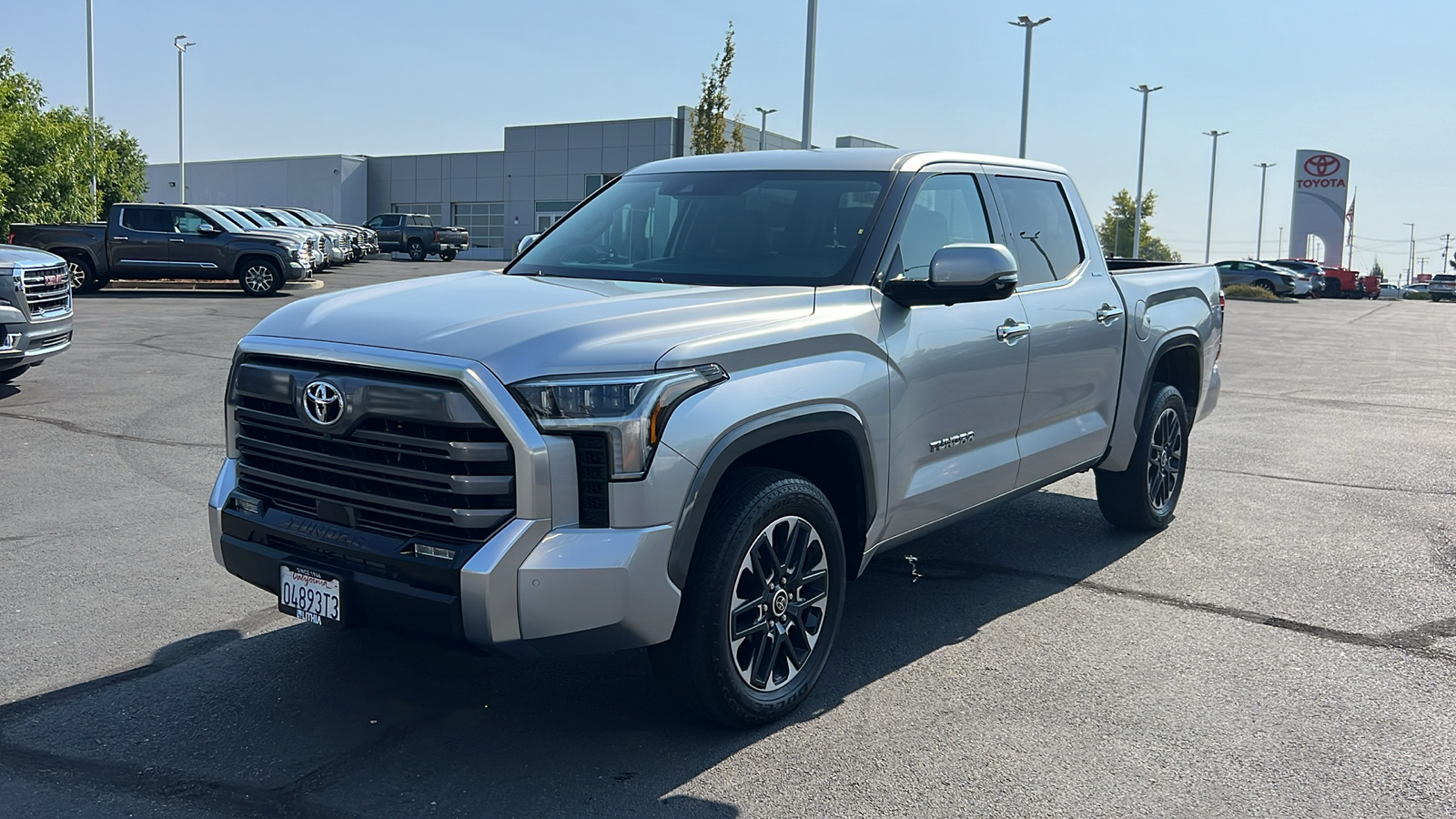 2023 Toyota Tundra Limited CrewMax 5.5 Bed 1