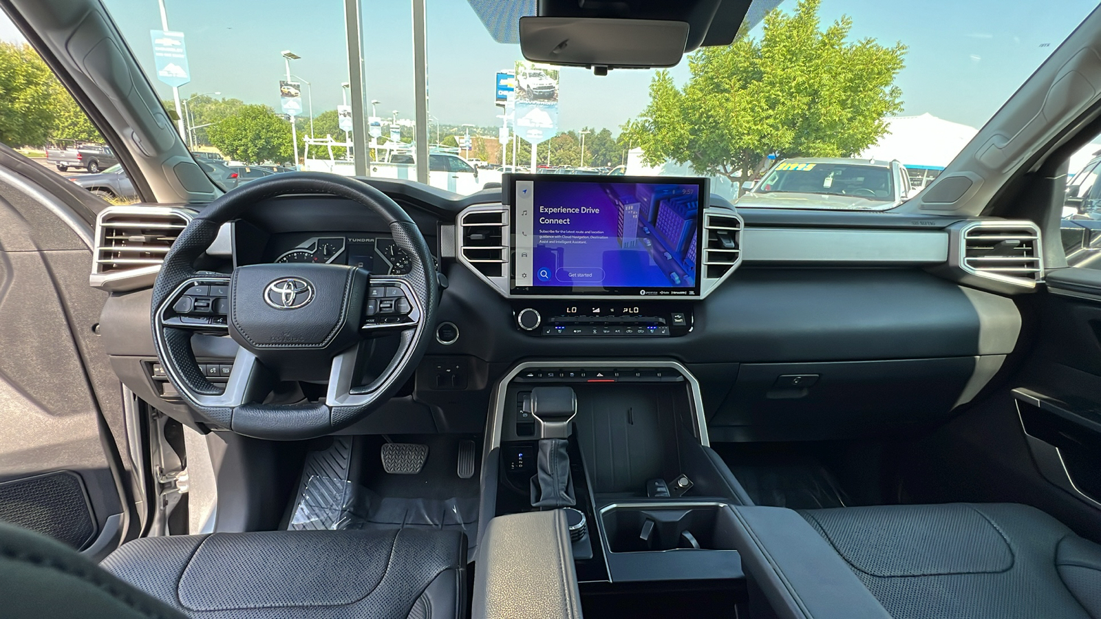 2023 Toyota Tundra Limited CrewMax 5.5 Bed 10