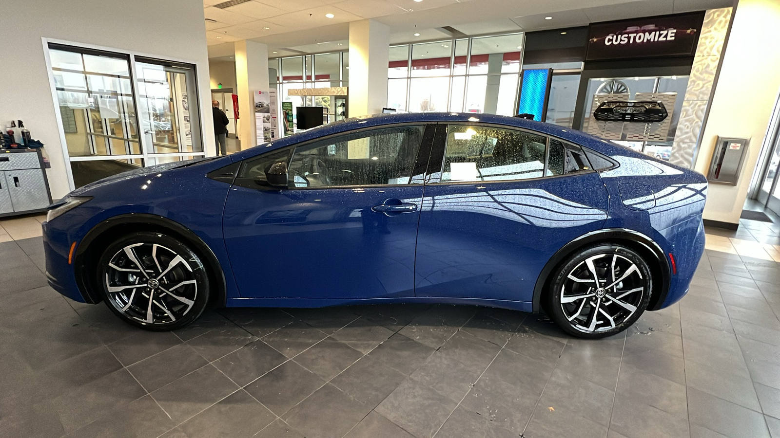 2024 Toyota Prius Prime XSE Premium 3