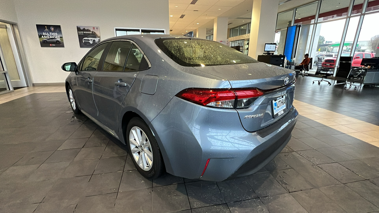 2024 Toyota Corolla Hybrid XLE 4