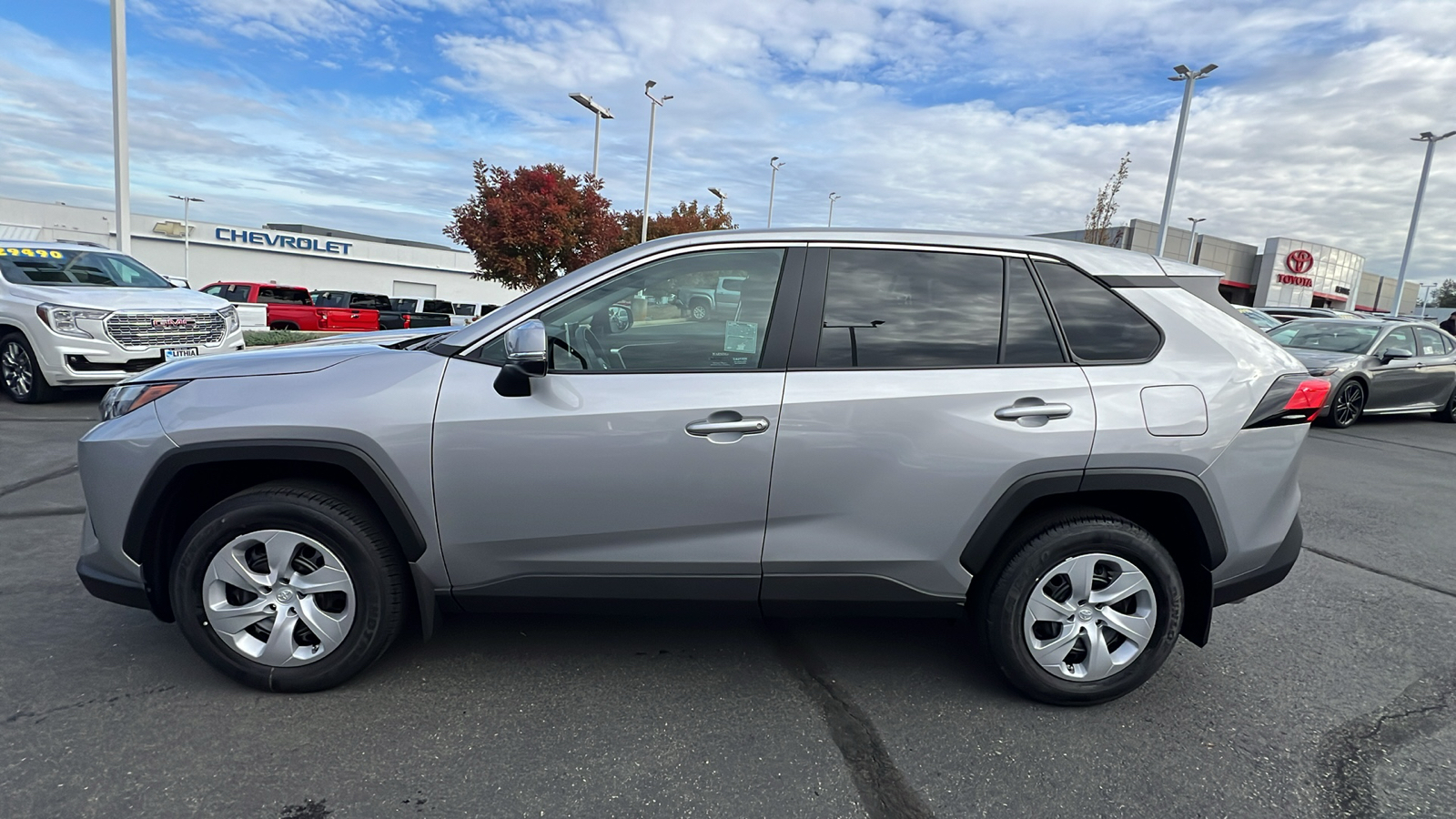 2024 Toyota RAV4  3