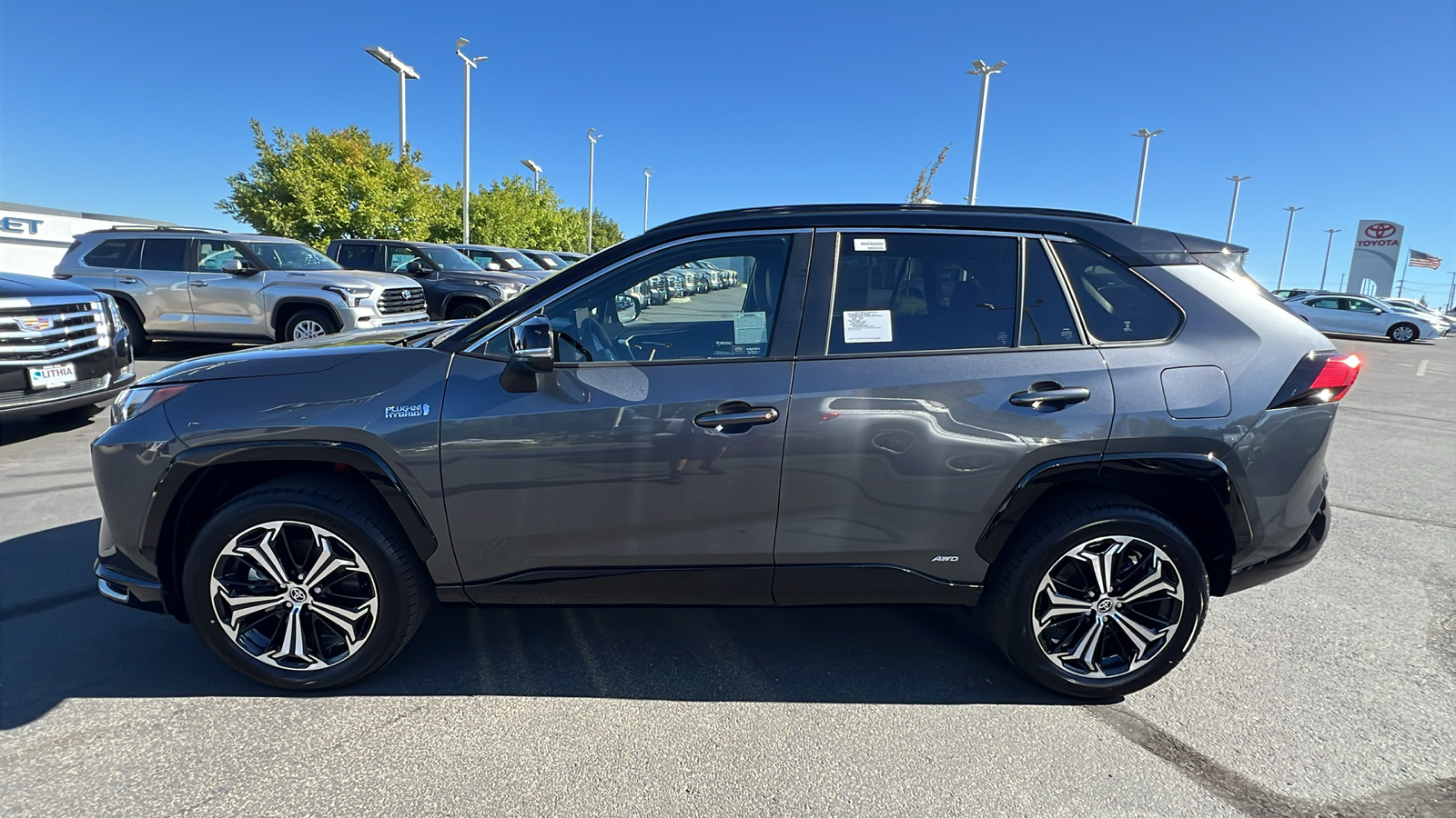 2024 Toyota RAV4 Prime XSE 3