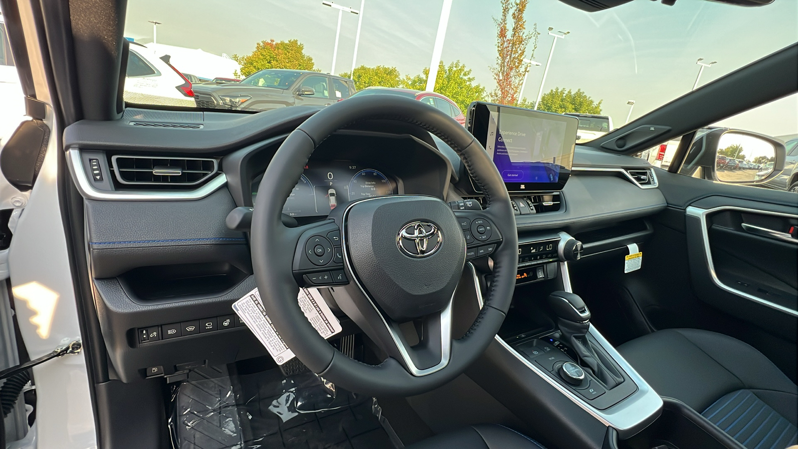 2024 Toyota RAV4 Hybrid XSE 2