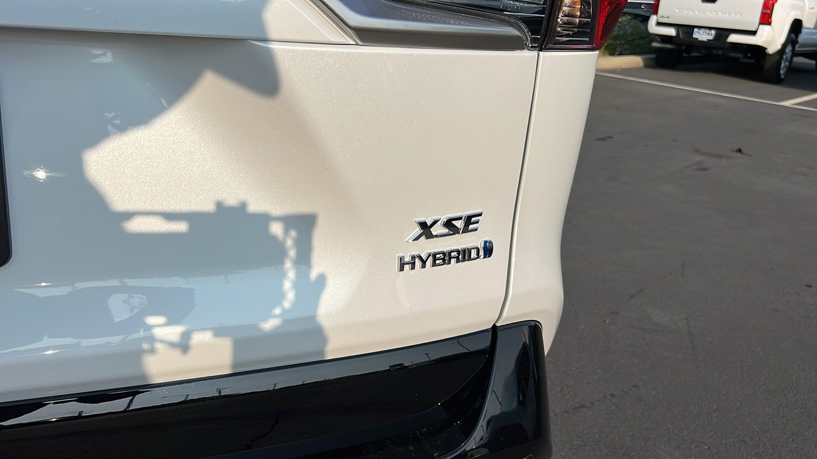 2024 Toyota RAV4 Hybrid XSE 7