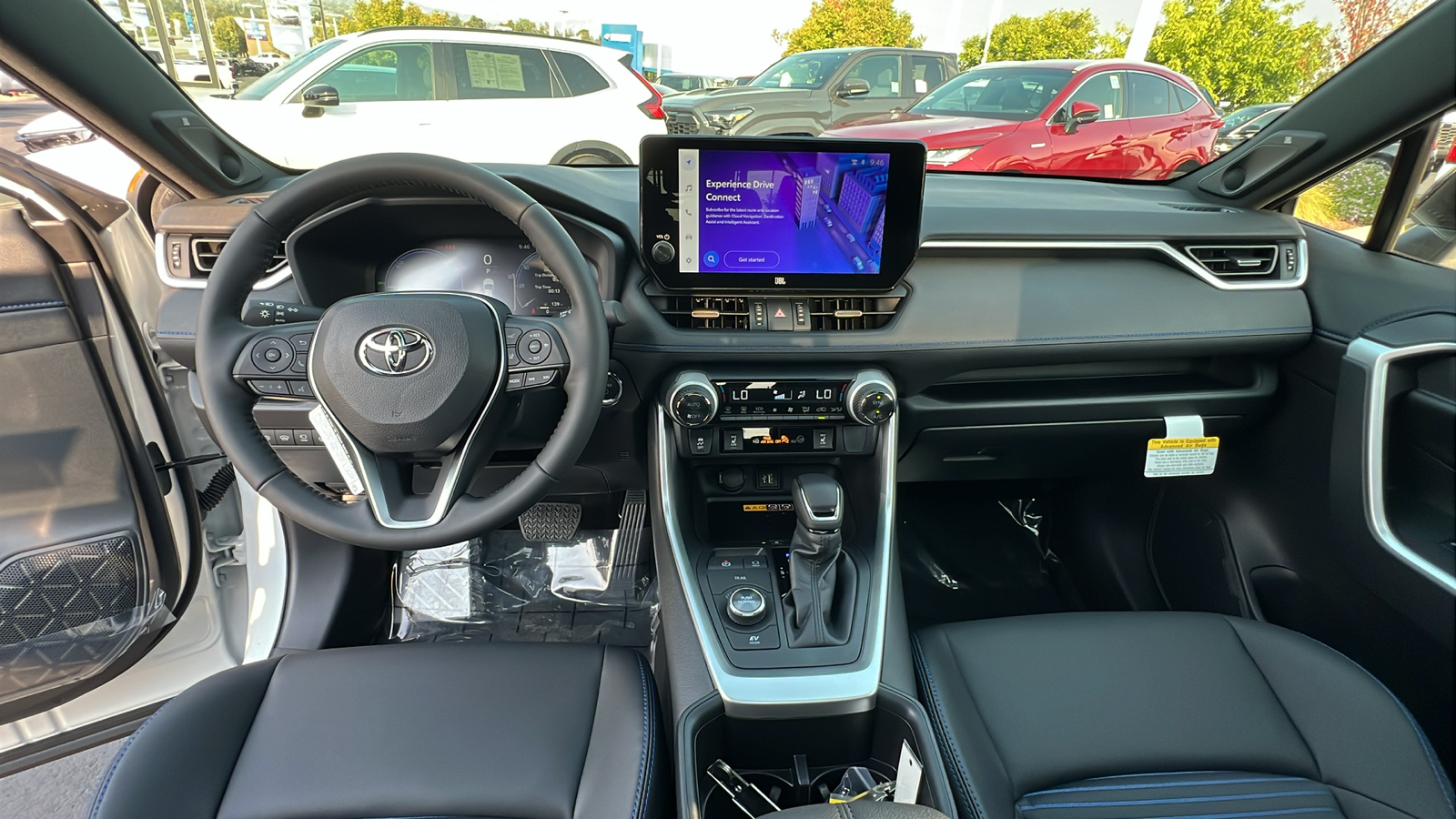 2024 Toyota RAV4 Hybrid XSE 10