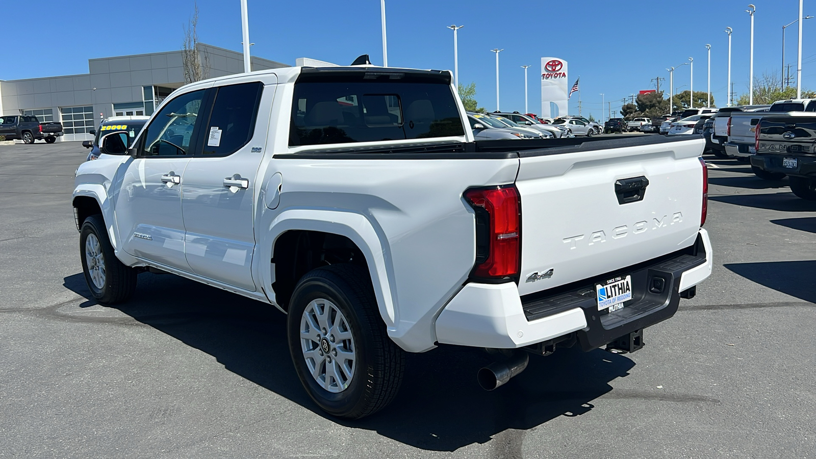 2024 Toyota Tacoma SR5 Double Cab 5 Bed AT 4