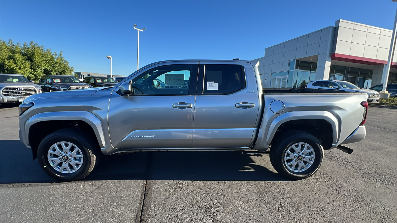 2024 Toyota Tacoma SR5 Double Cab 5 Bed AT 3