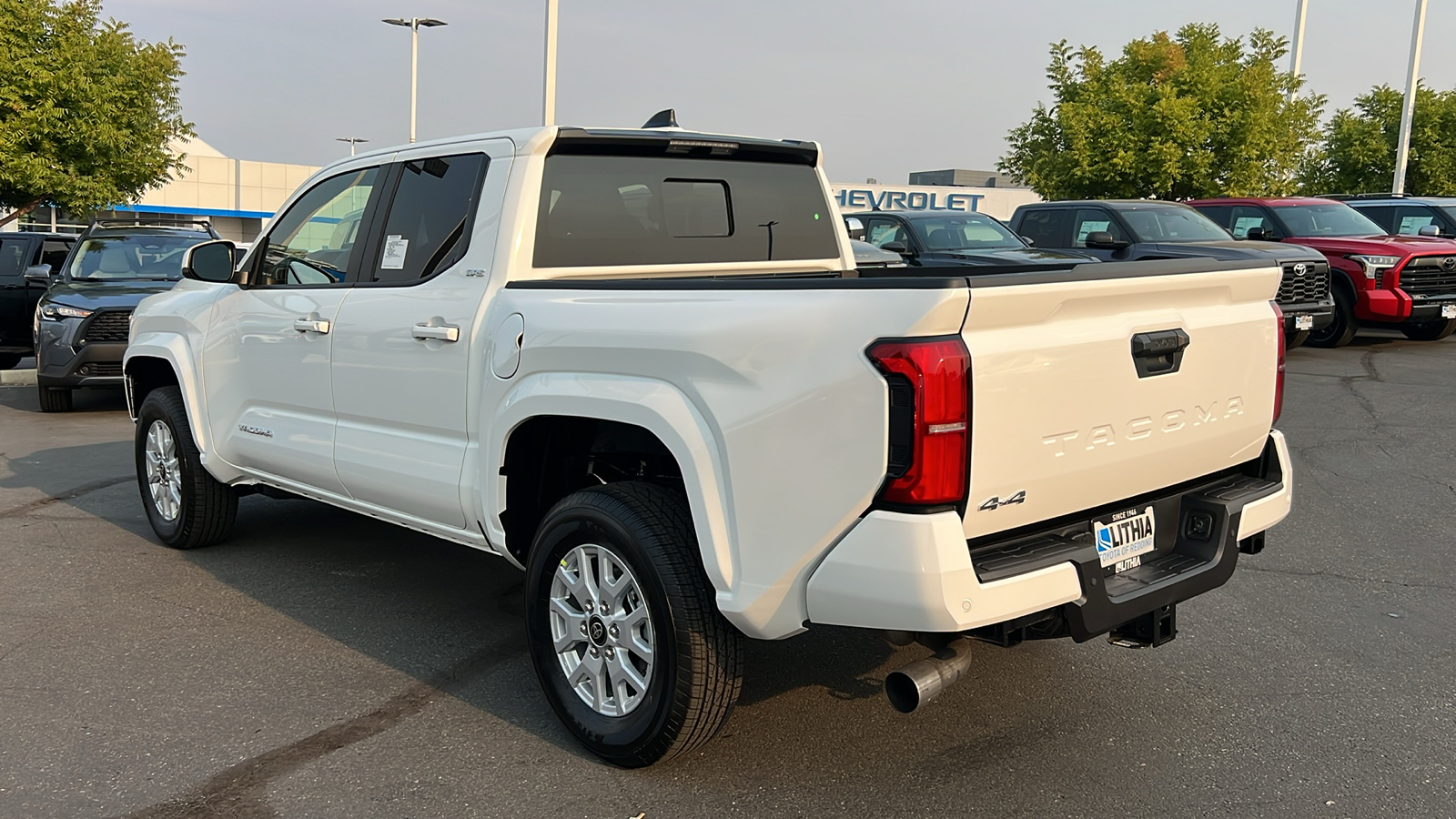 2024 Toyota Tacoma SR5 Double Cab 5 Bed AT 4