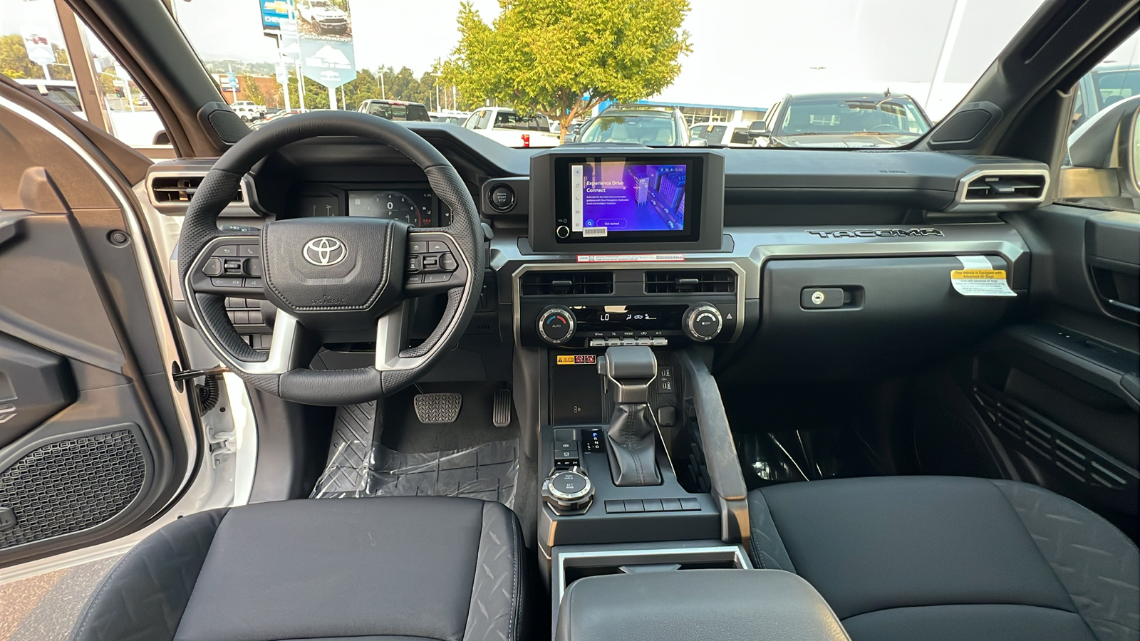 2024 Toyota Tacoma SR5 Double Cab 5 Bed AT 10