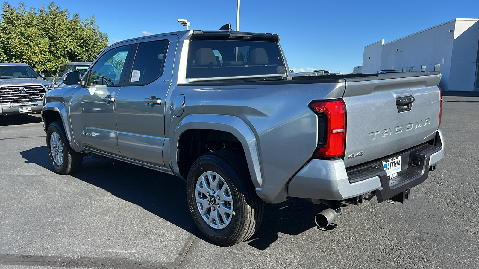 2024 Toyota Tacoma SR5 Double Cab 5 Bed AT 4