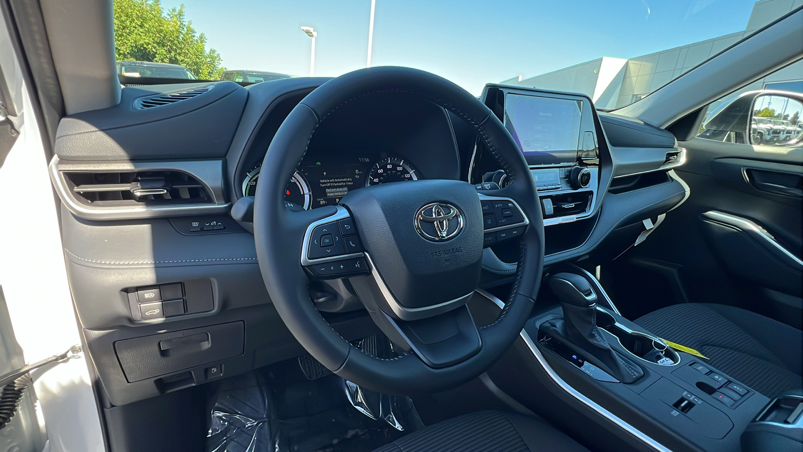 2024 Toyota Highlander Hybrid  2