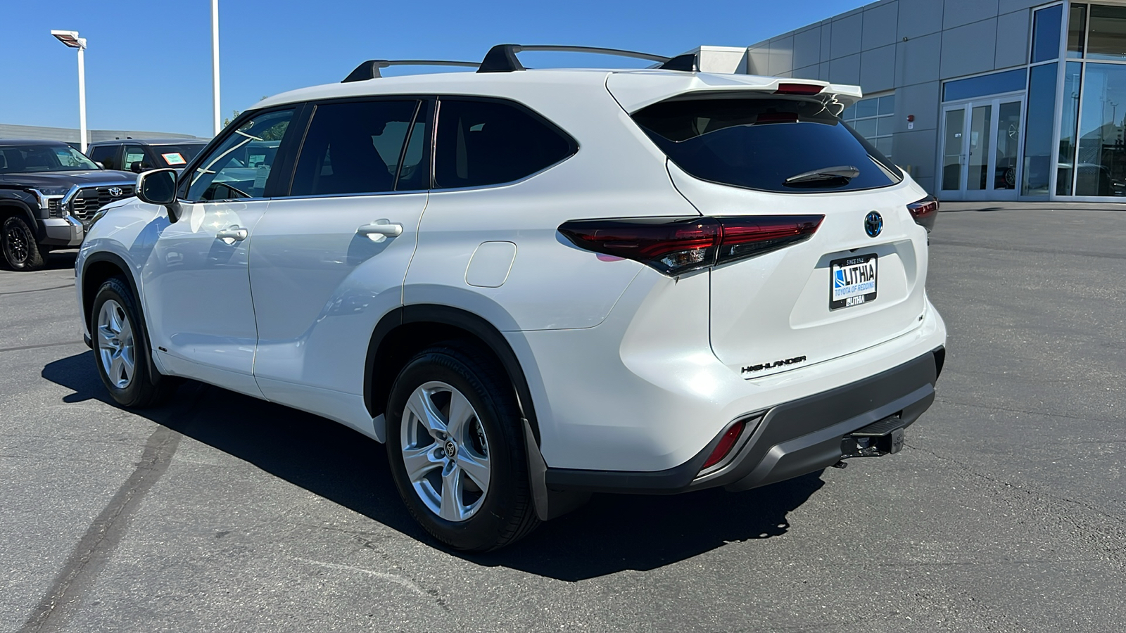 2024 Toyota Highlander Hybrid  4