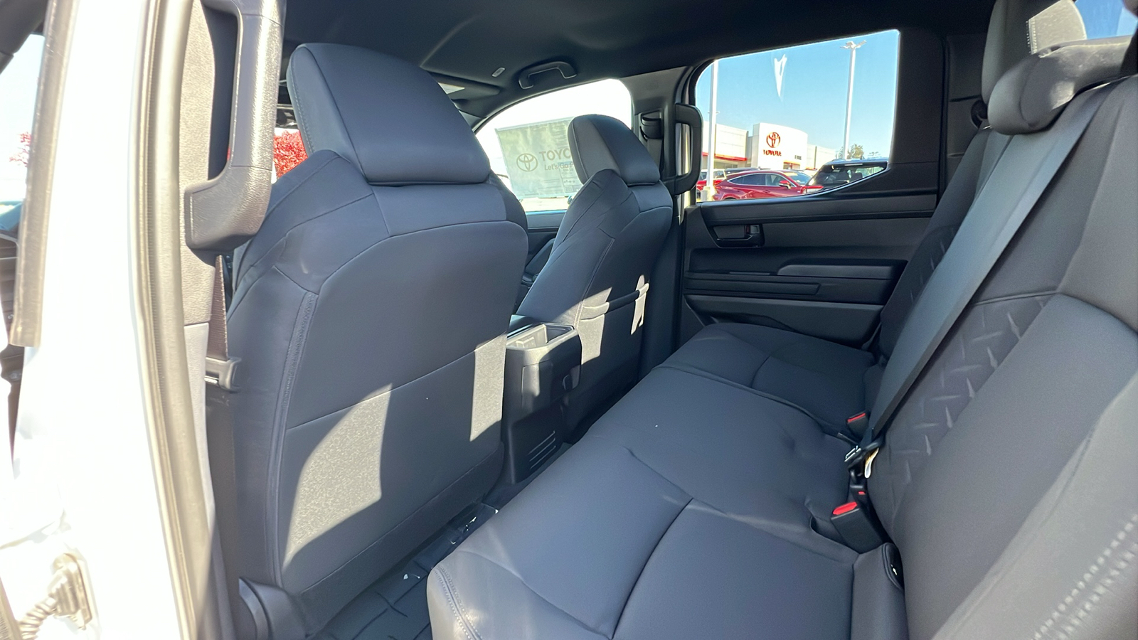 2024 Toyota Tacoma SR Double Cab 5 Bed AT 12