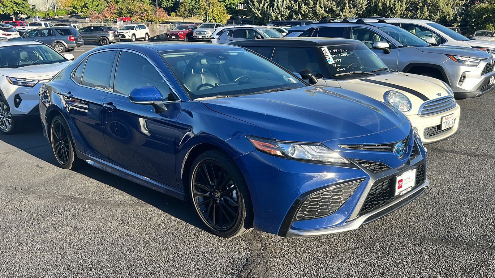 2024 Toyota Camry Hybrid XSE 2