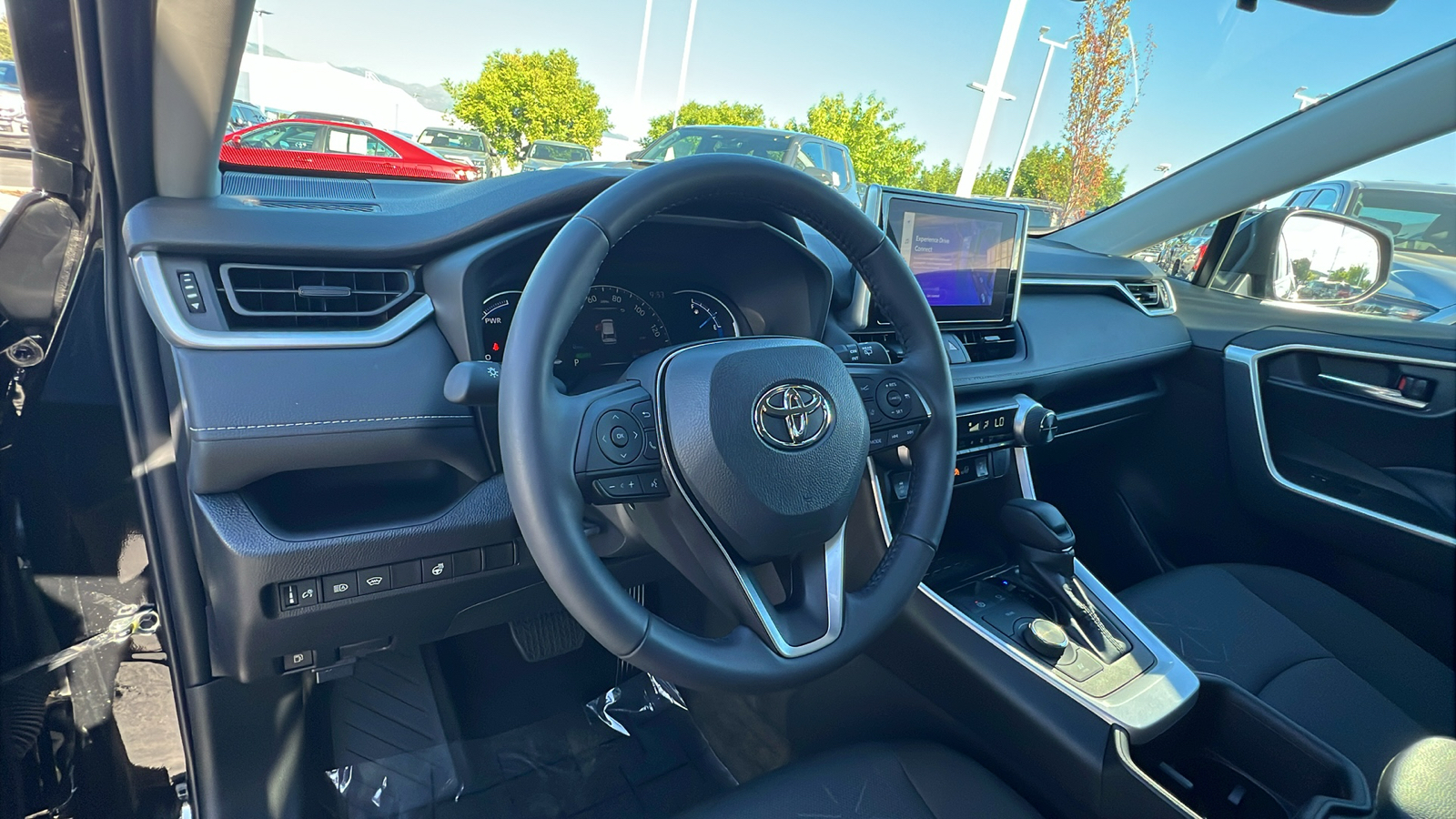 2024 Toyota RAV4 Hybrid Woodland 2