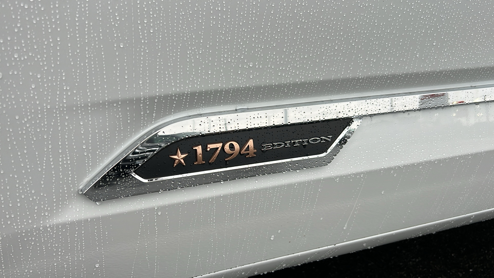 2024 Toyota Tundra 4WD  7