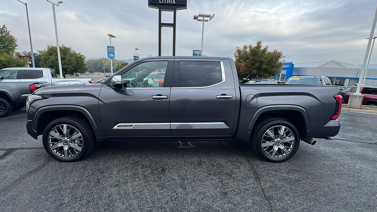 2024 Toyota Tundra Capstone Hybrid CrewMax 5.5 Bed 3