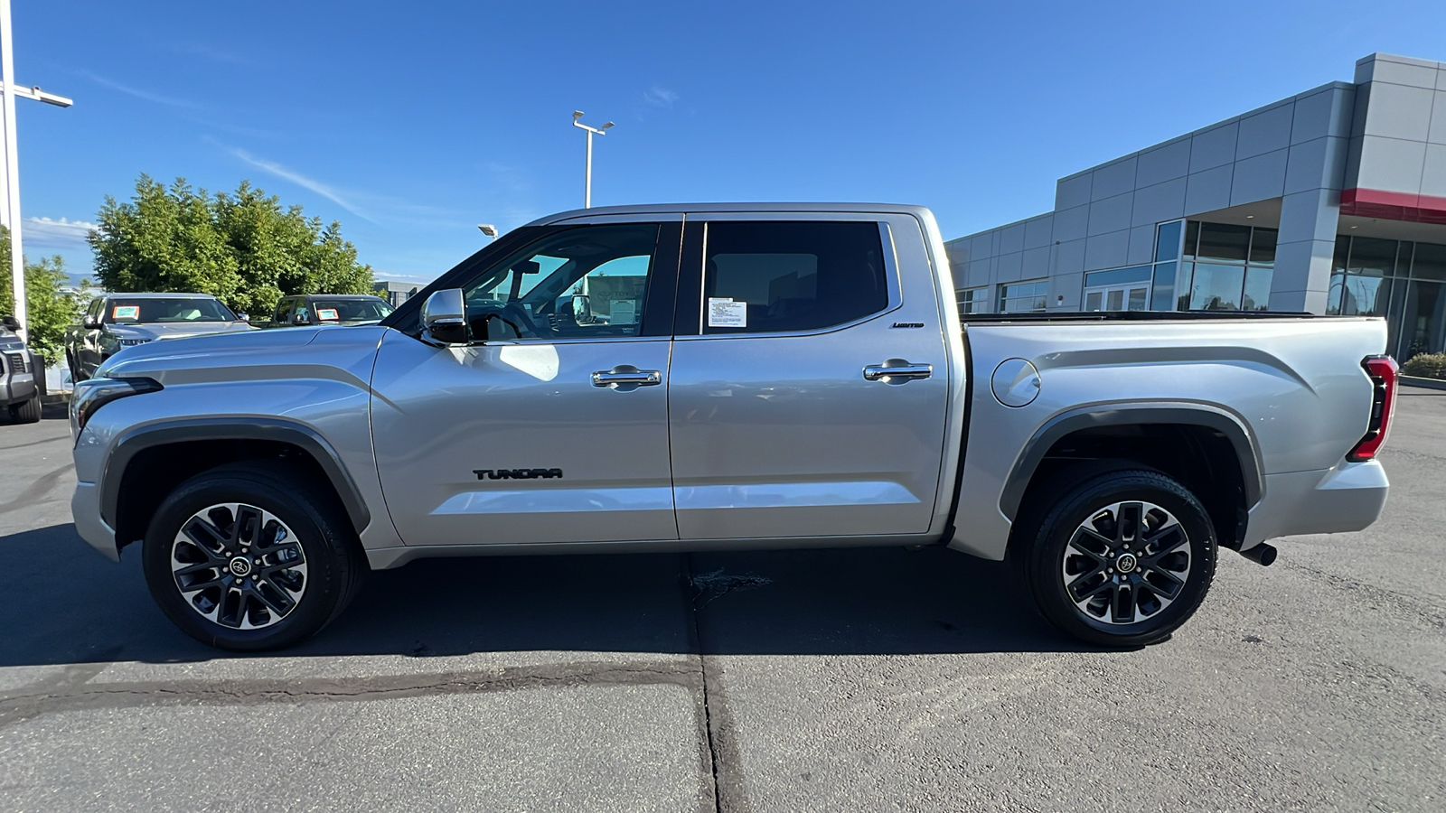 2024 Toyota Tundra Limited CrewMax 5.5 Bed 3