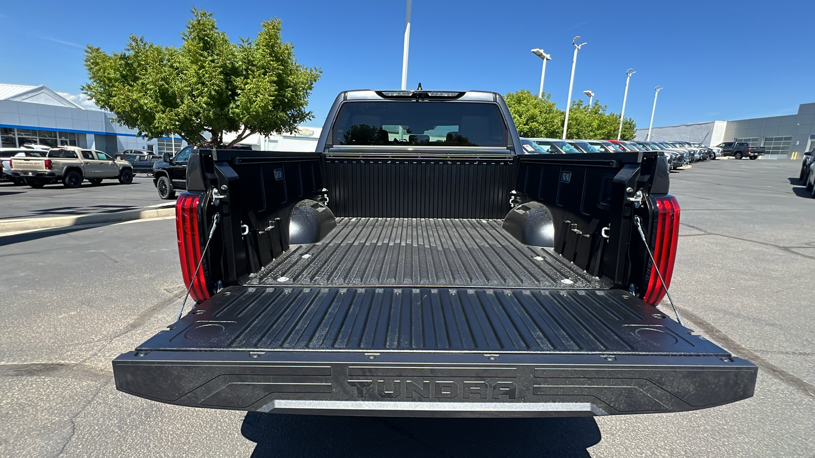 2024 Toyota Tundra SR5 CrewMax 5.5 Bed 19