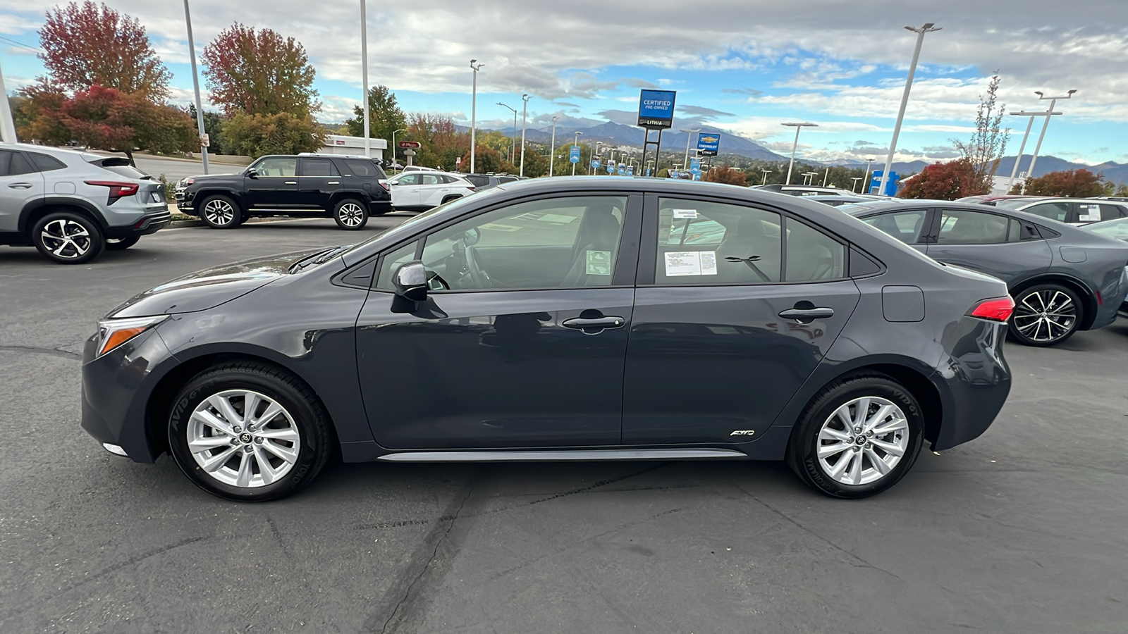 2025 Toyota Corolla Hybrid  3