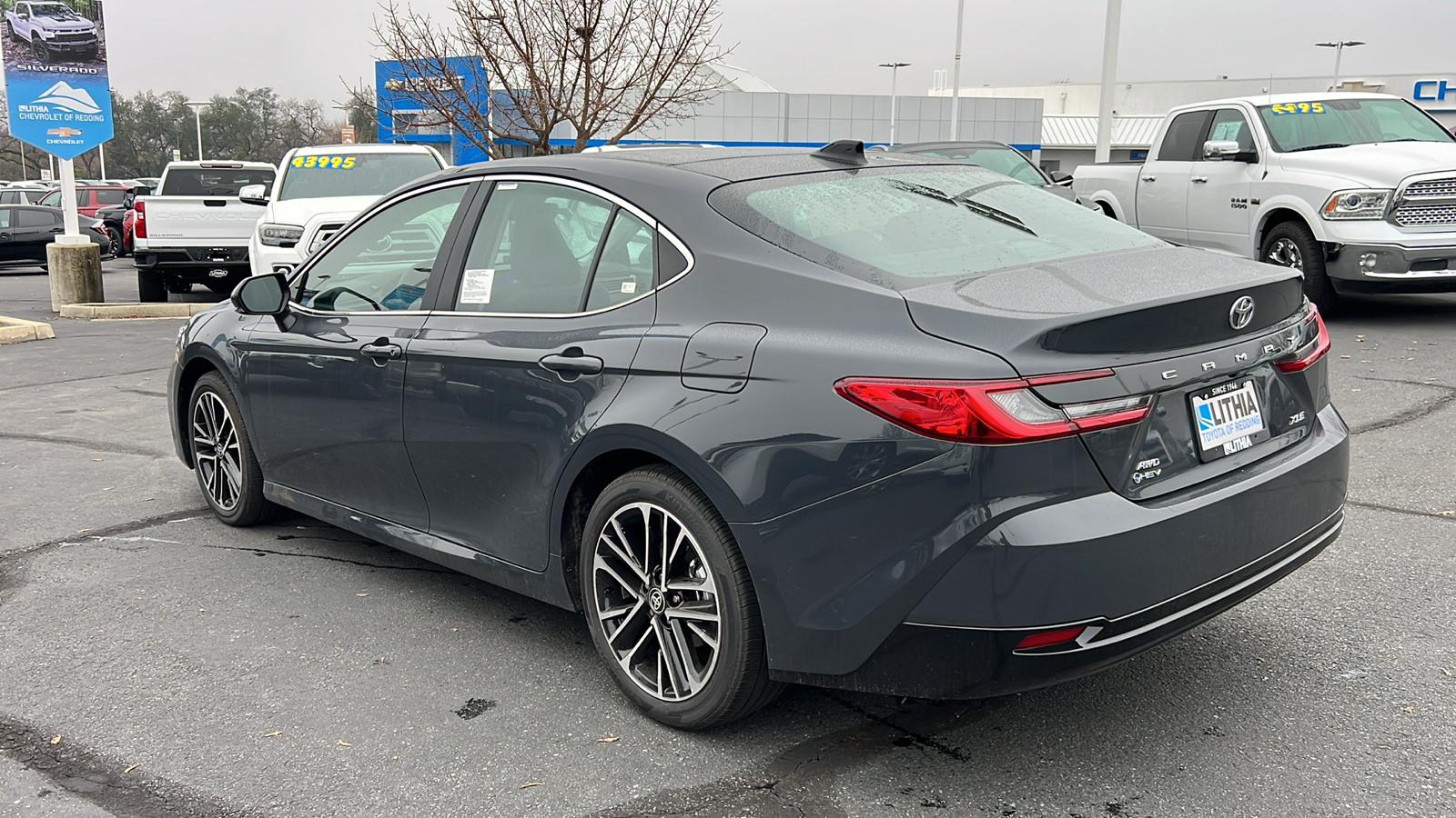 2025 Toyota Camry XLE 4