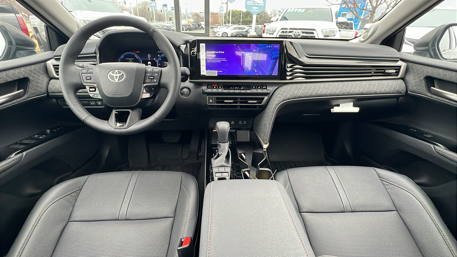 2025 Toyota Camry XLE 10