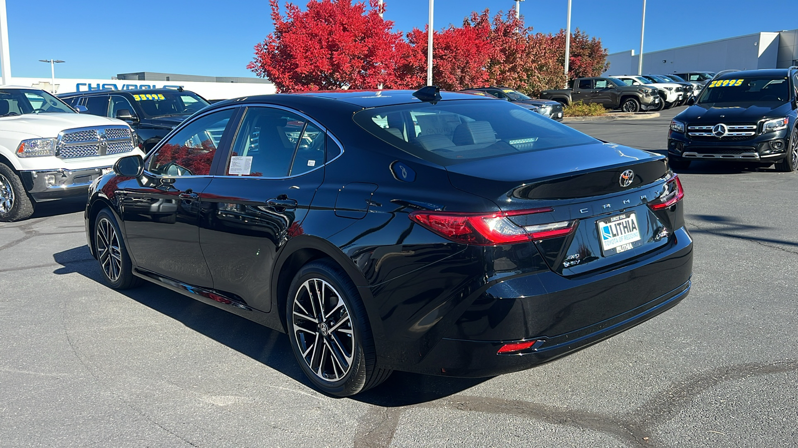 2025 Toyota Camry XLE 4