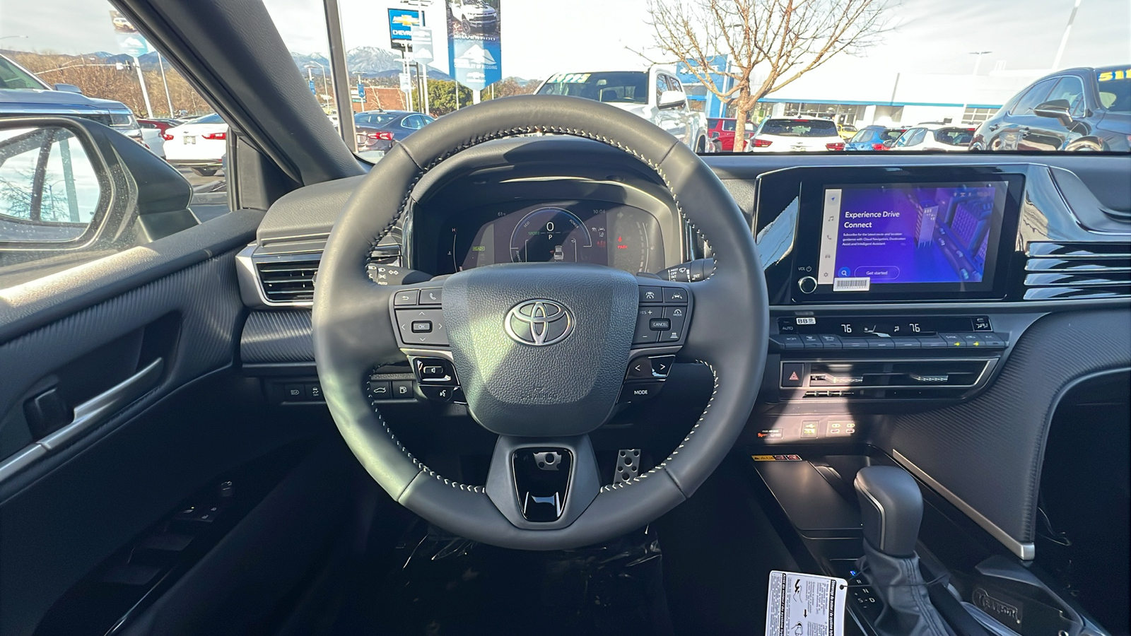 2025 Toyota Camry SE 15