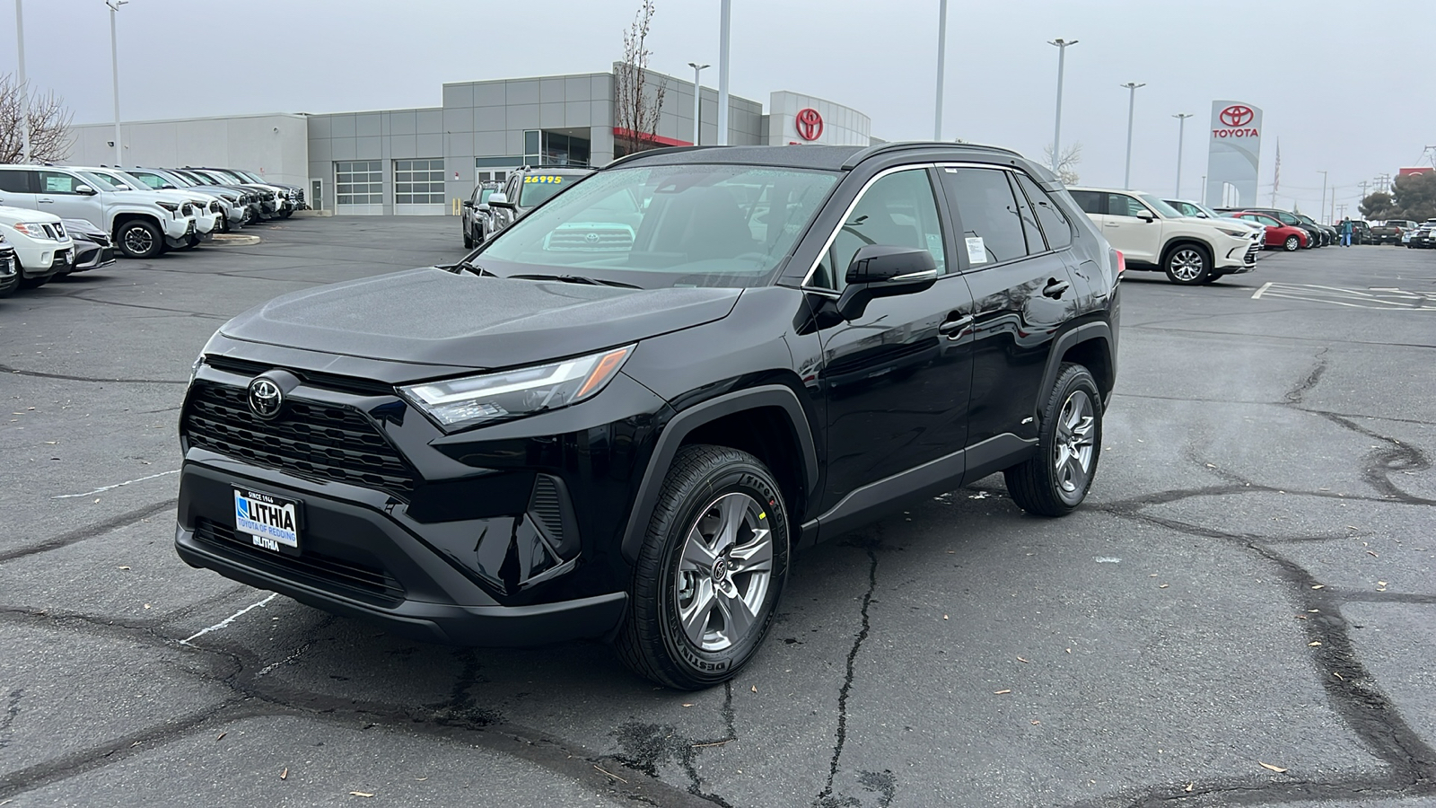 2025 Toyota RAV4 Hybrid LE 1