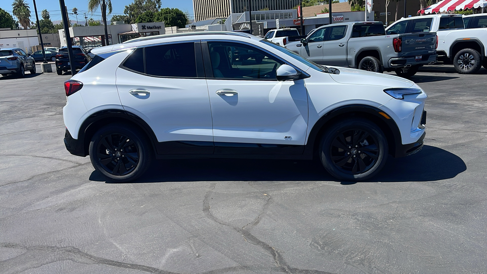 2025 Buick Encore GX Sport Touring 6