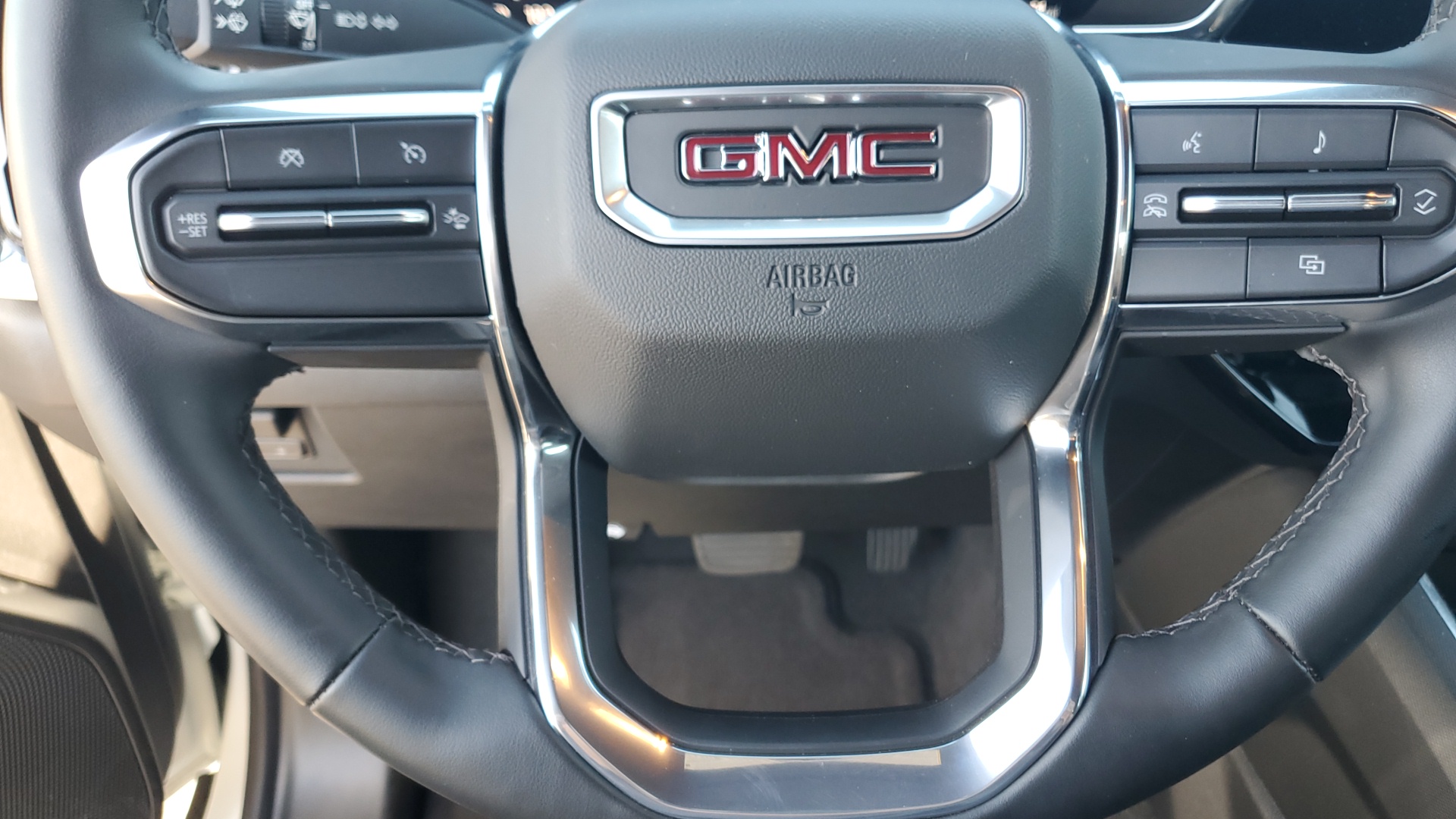 2024 GMC Canyon Elevation 22