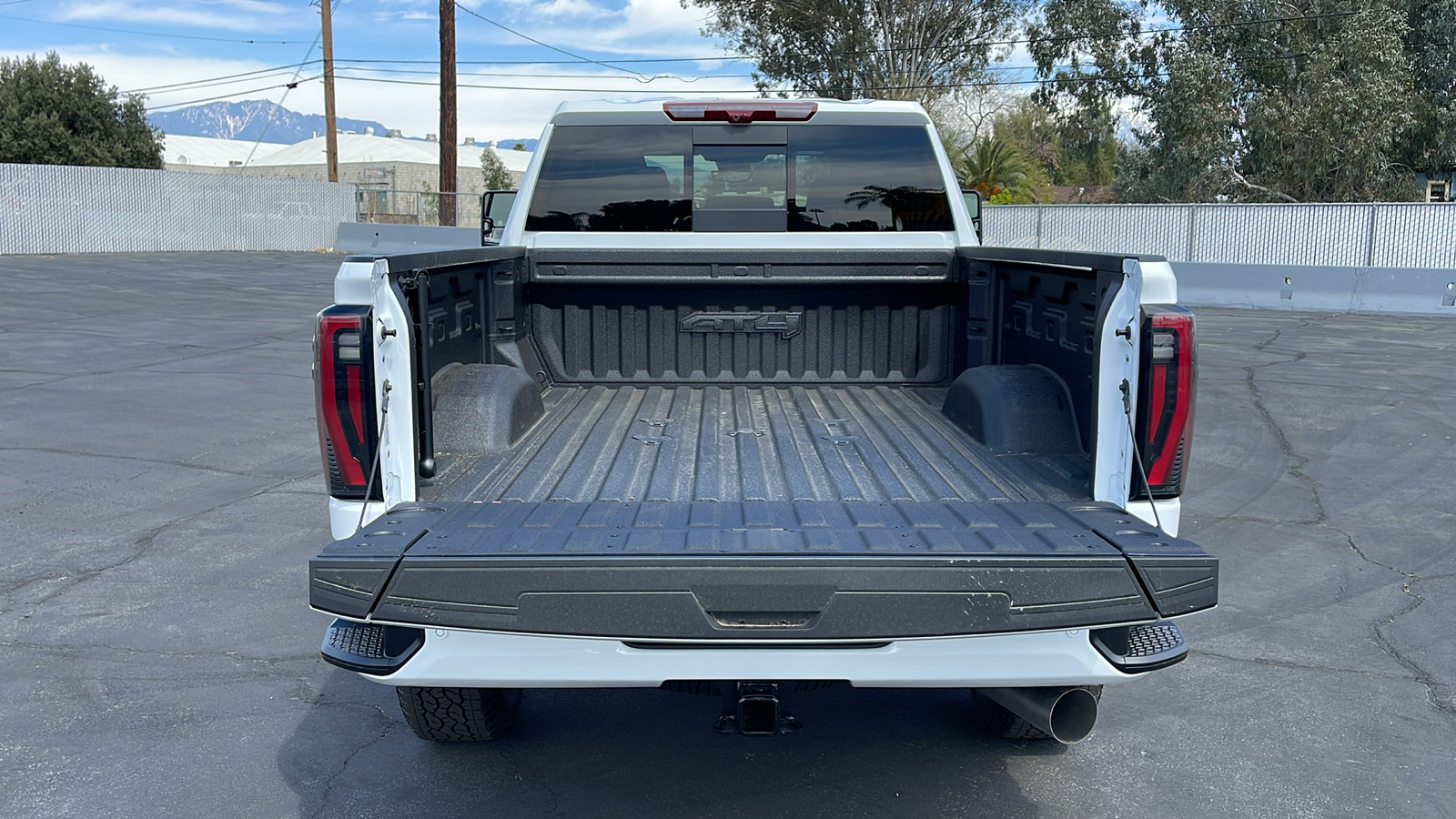 2024 GMC Sierra 2500HD AT4 24